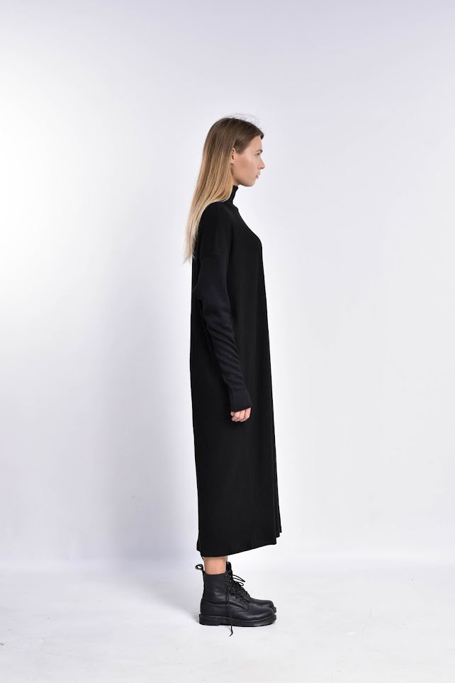 Cукня чорна від htv mlf