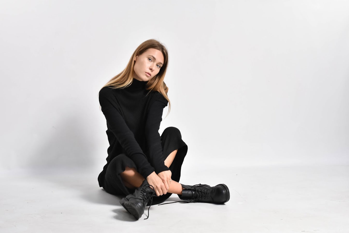 Cукня чорна від htv mlf