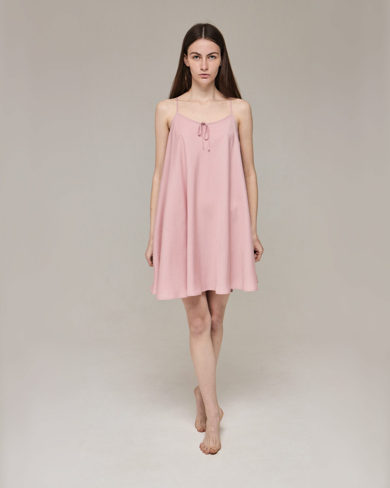 Сукня міні з евкаліпту від ANMIREPOSE