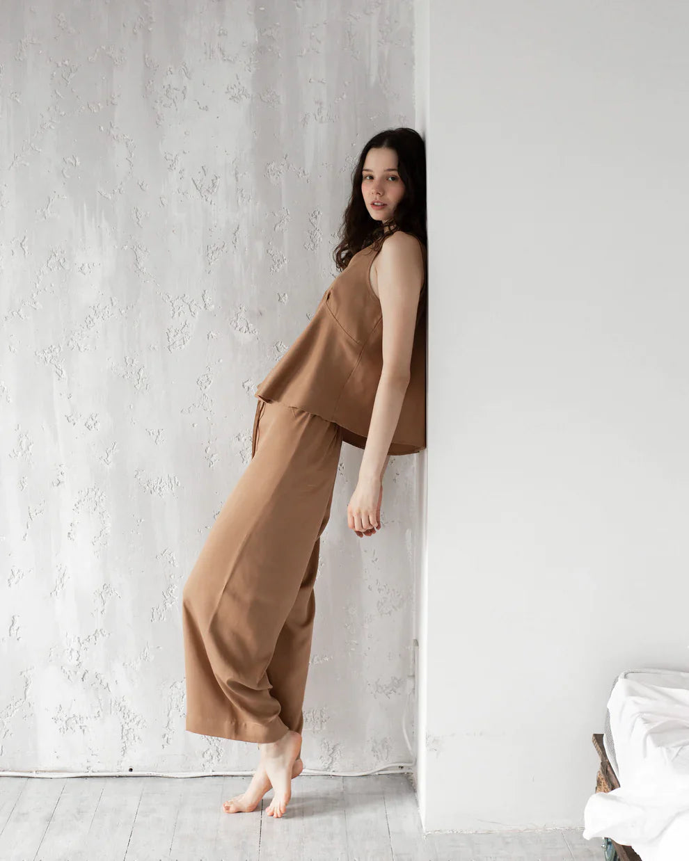 Штани широкі від ANMIREPOSE