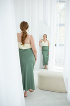 Hodvábna maxi sukňa od FAYNA