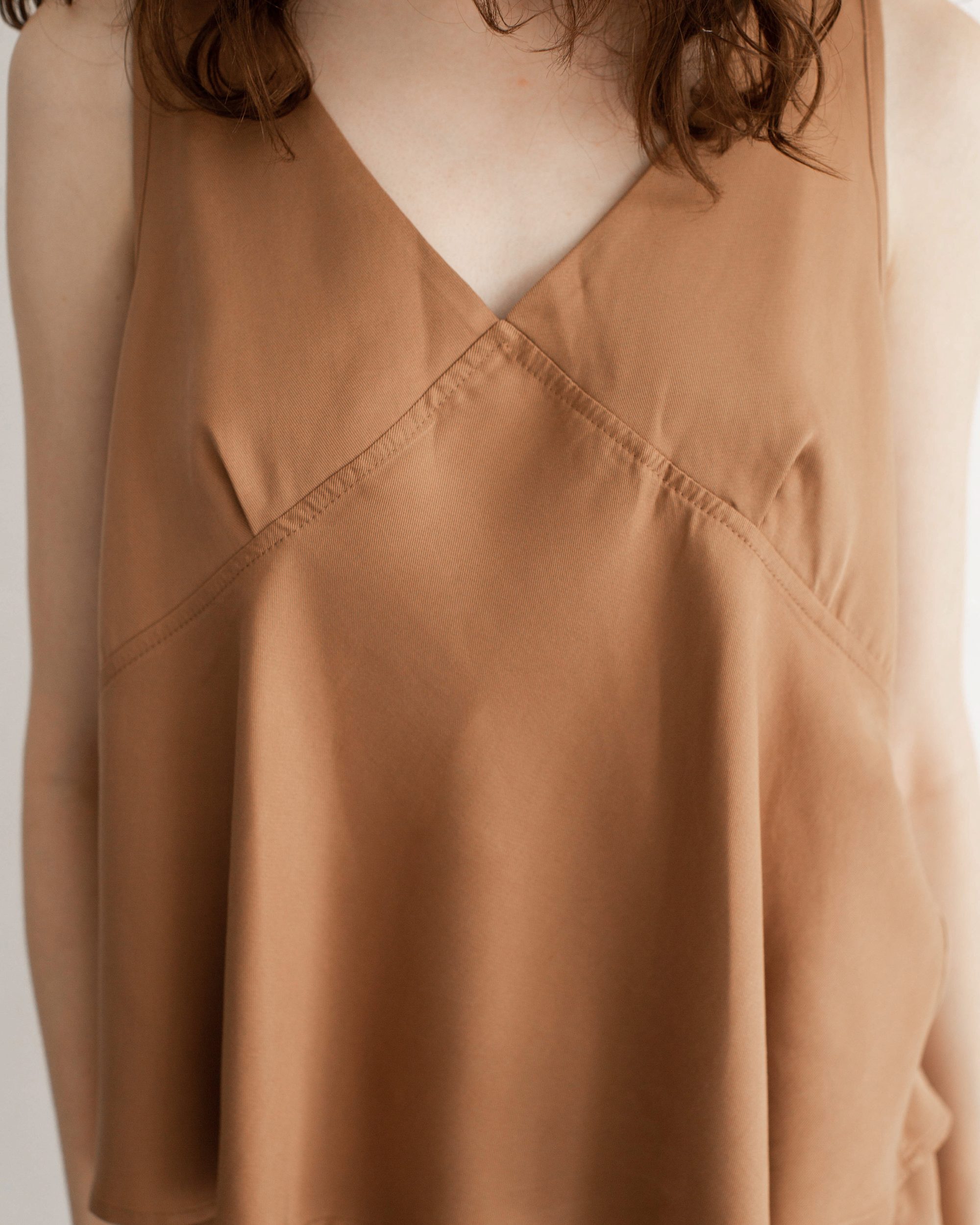 Майка вільна від ANMIREPOSE