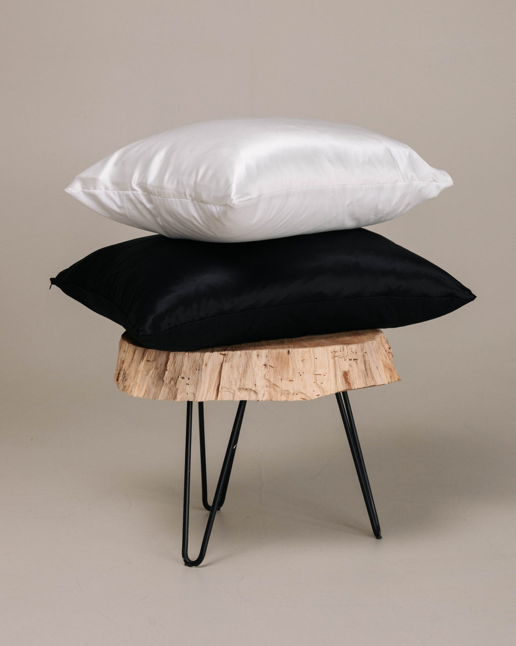 Hodvábna obliečka na vankúš od ANMIREPOSE