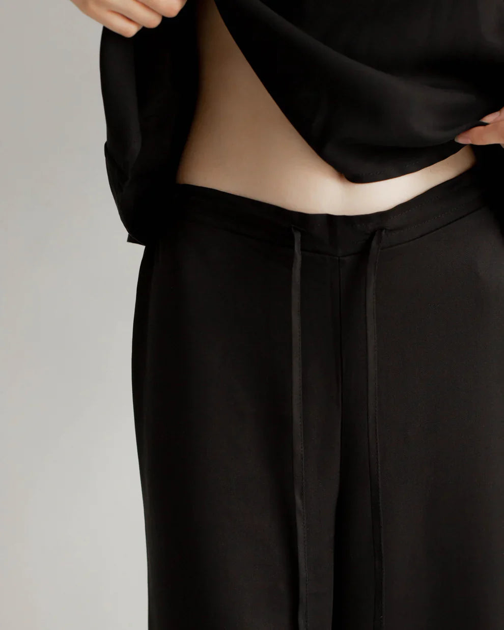 Штани широкі від ANMIREPOSE