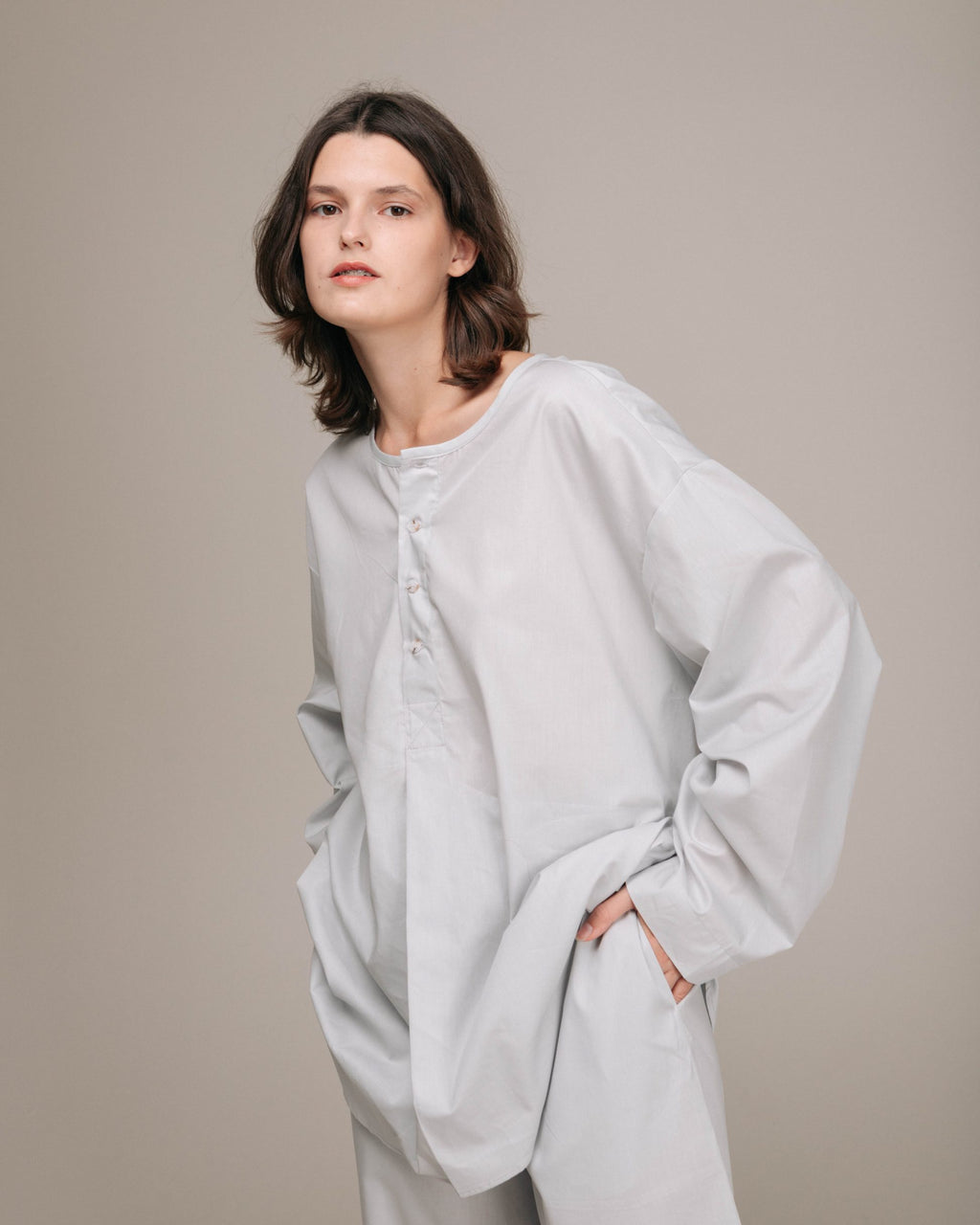 Сорочка оверсайз бавовняна від ANMIREPOSE