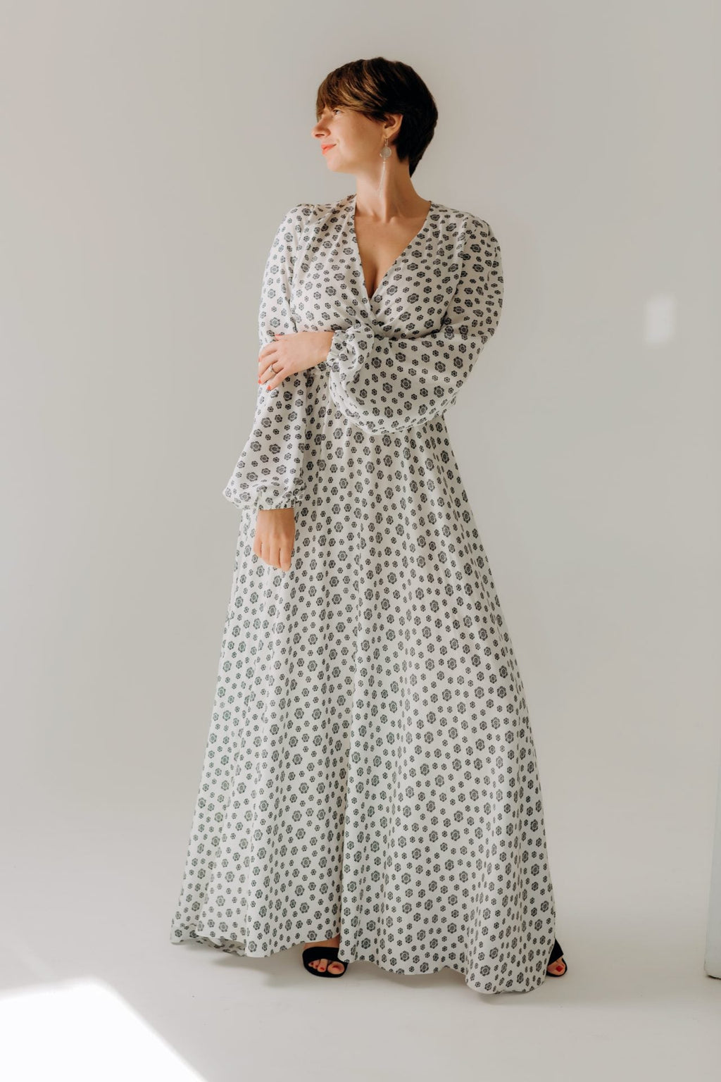 Довга сукня з рукавом "Ivory dreams" RAO