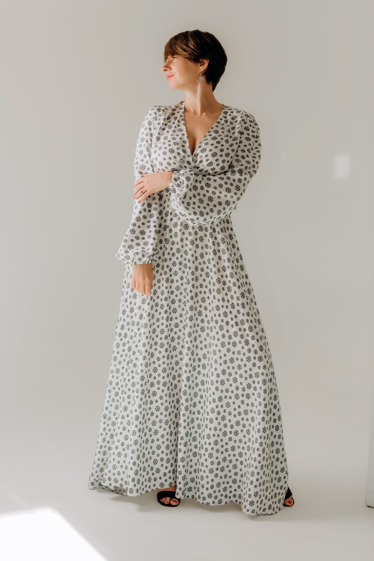 Dlhé šaty s rukávmi "Slonovinové sny" RAO