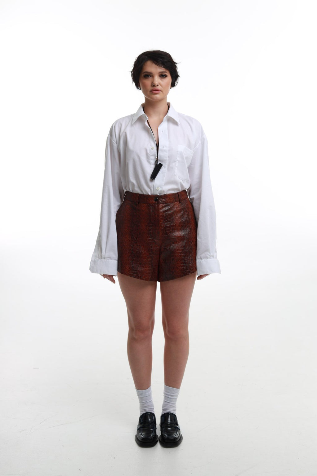 Шорти синтетична шкіра коричневі BRU