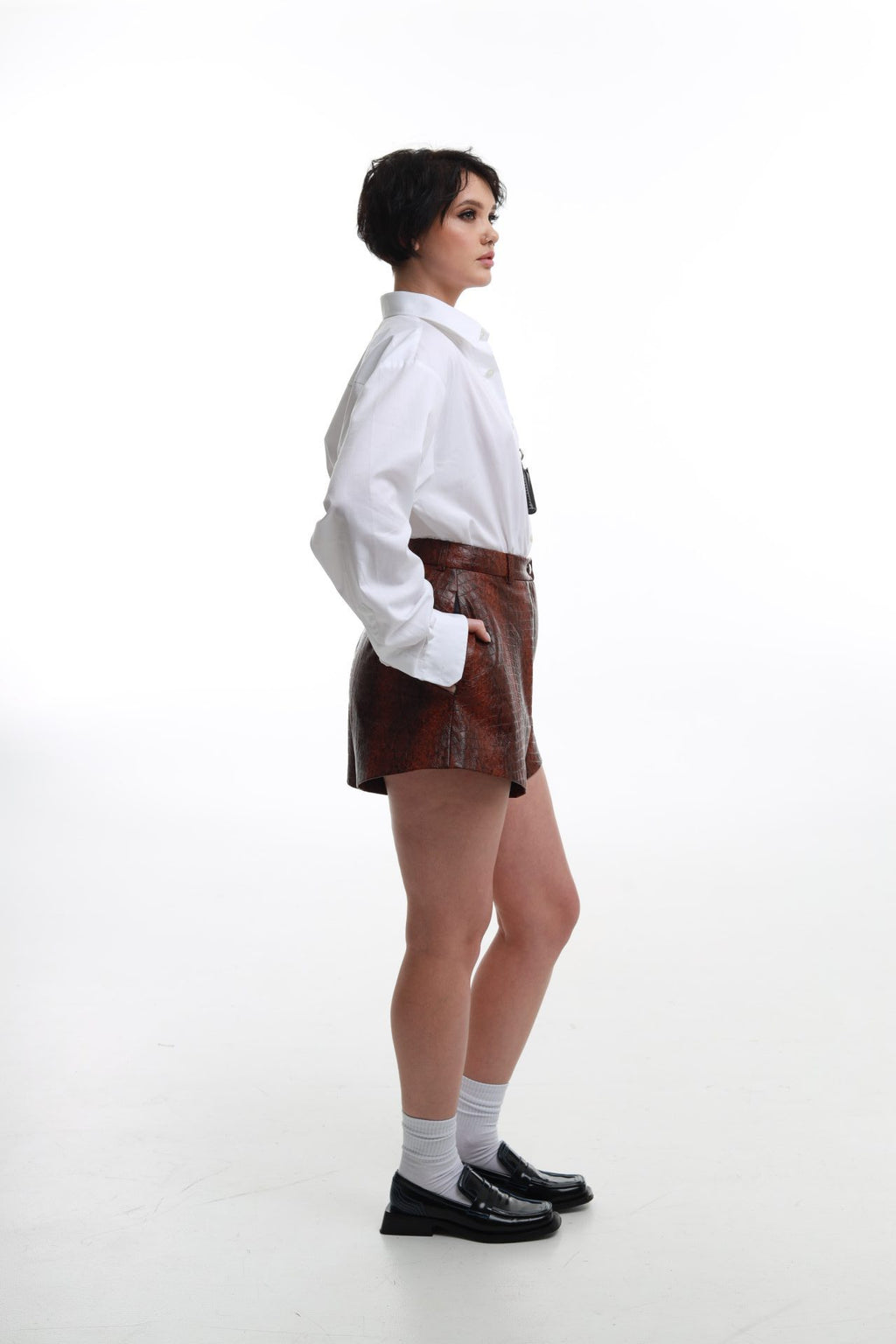 Шорти синтетична шкіра коричневі BRU