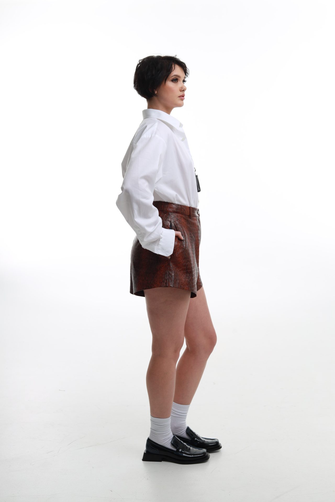 Шорти синтетична шкіра коричневі BRU