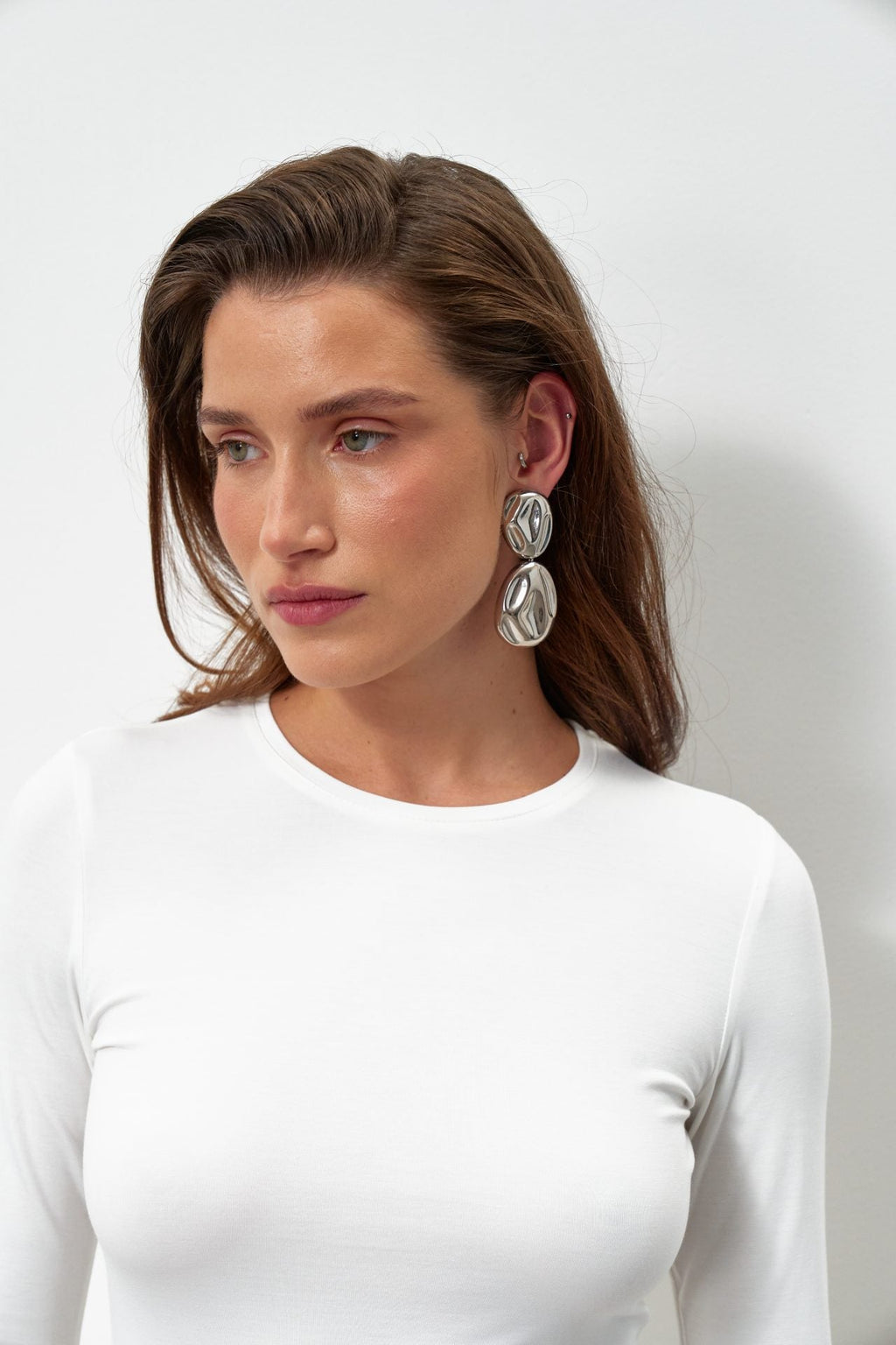 Mliečne viskózové tričko s dlhým rukávom od KA.EL