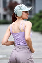 Top s asymetrickými ramienkami vo farbách: čierna, svetlofialová od BRU 