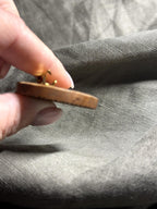 Brošňa Zachráňte sa pred ZACHRÁŇTE SA