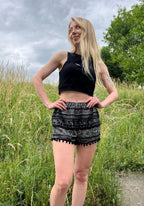 Жіночі шорти з помпонами "Elephant" RAO