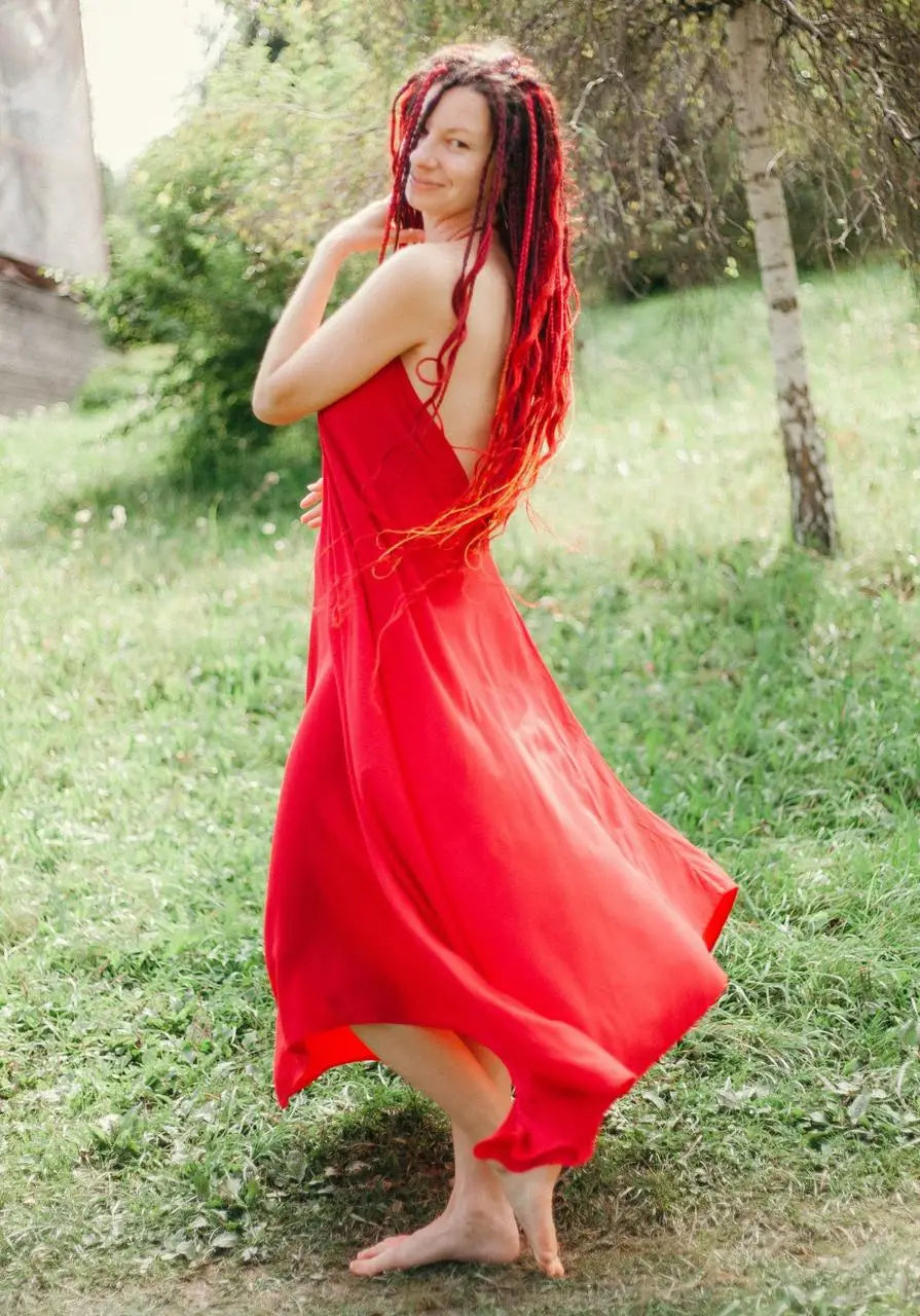 Dámske dlhé šaty s otvoreným chrbtom Red Pearl RAO ​​​​WEAR