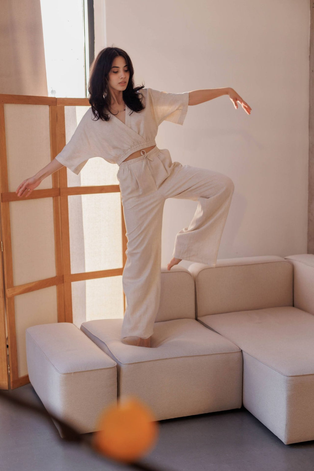 Штани з конопель, колір бежевий меланж від VIRA APPAREL