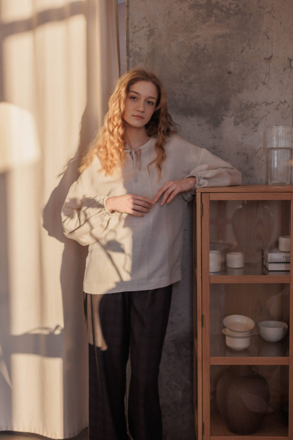 Konopná blúzka, sivo-béžová melanž od VIRA APPAREL