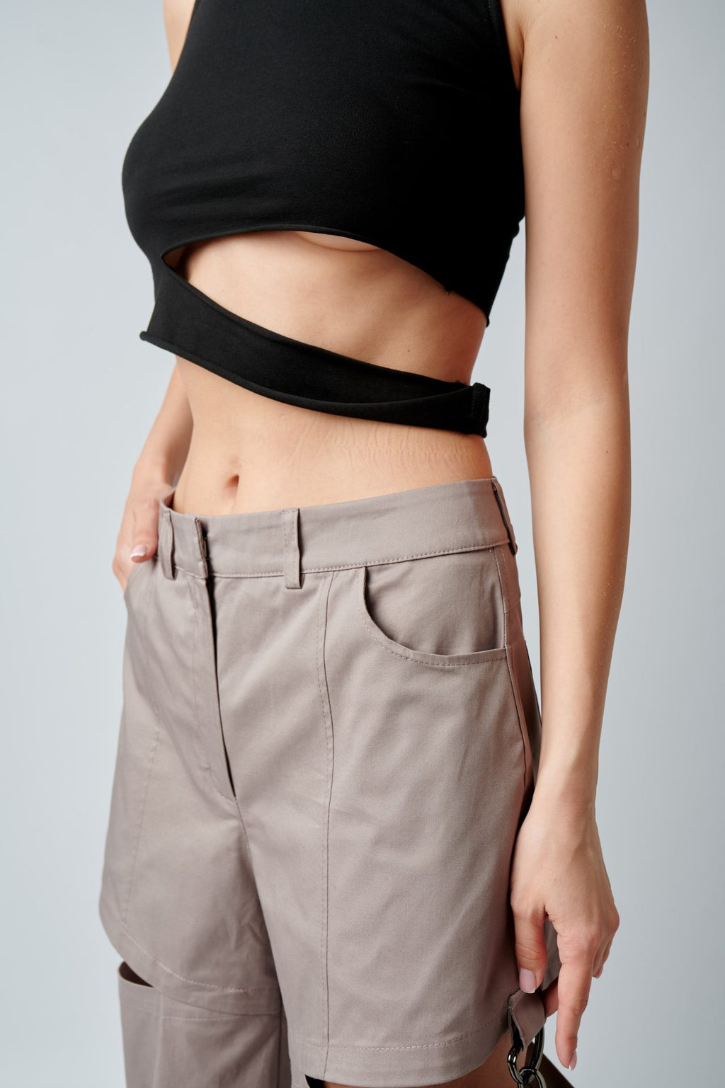 Asymetrický top, 8 farieb BRU