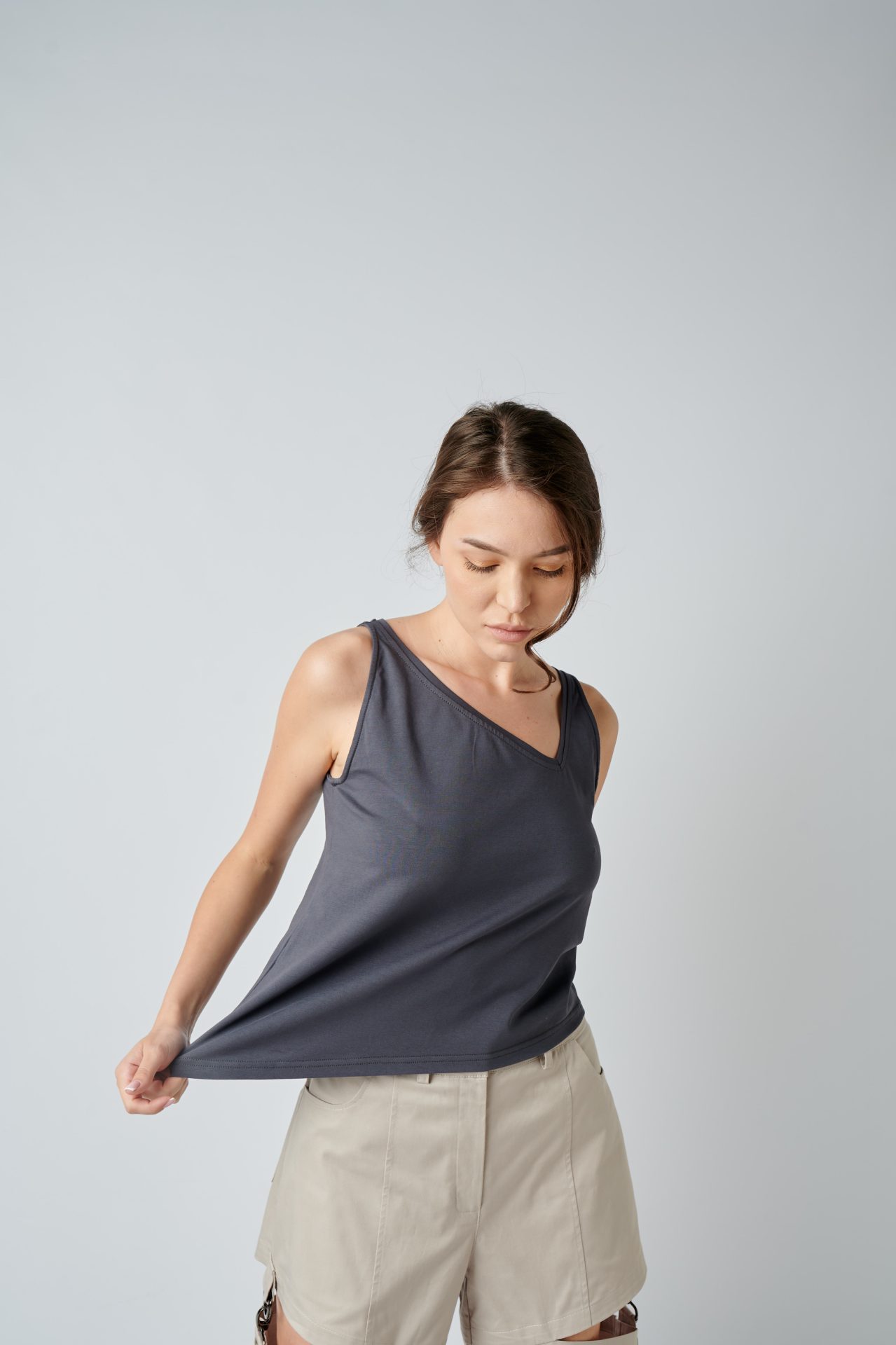 Asymetrické tričko, 4 farby BRU