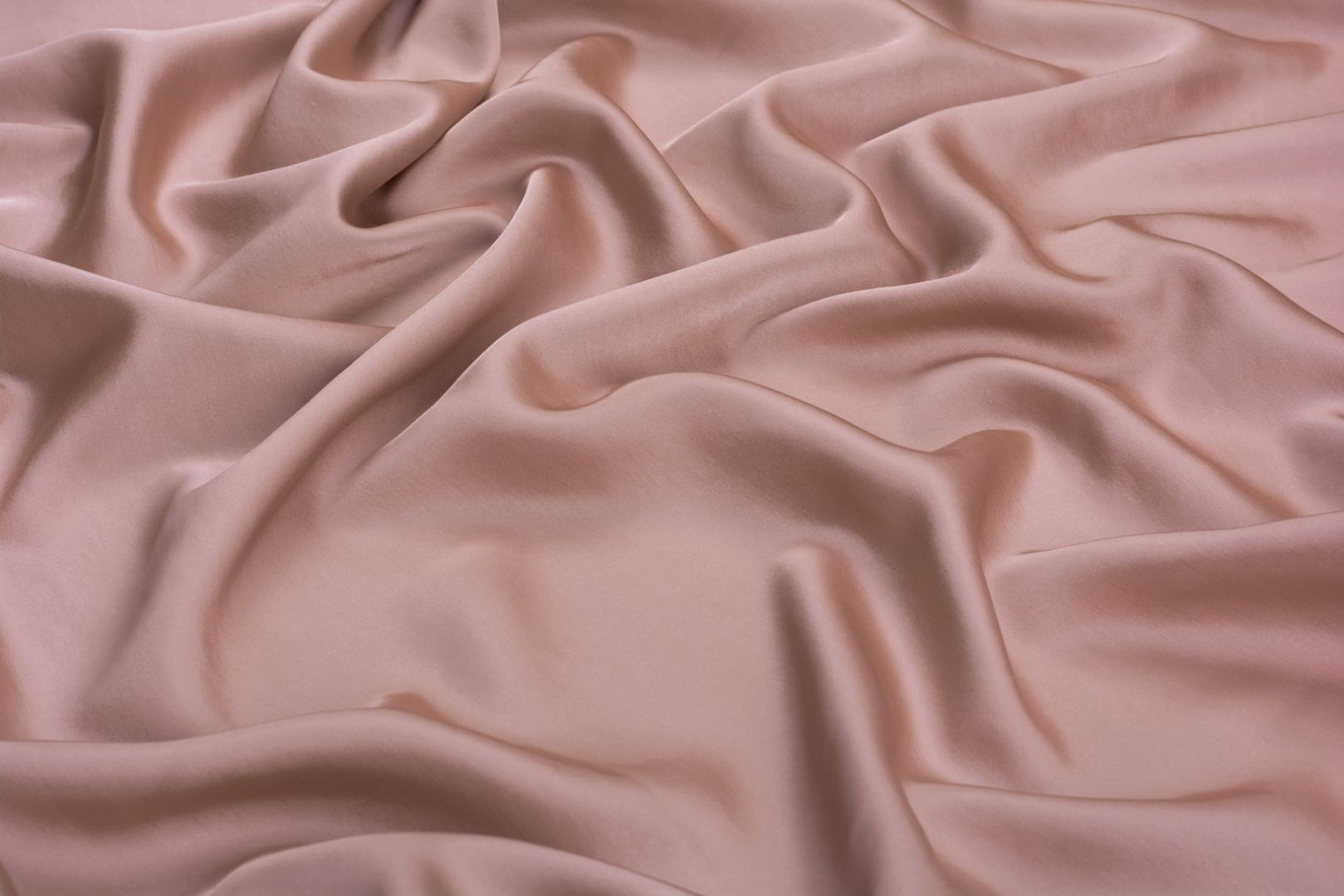 Шовковий топ Classic від FAYNA