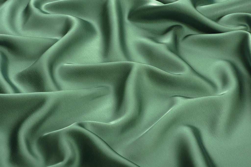 Hodvábny oblek Dolly od FAYNA