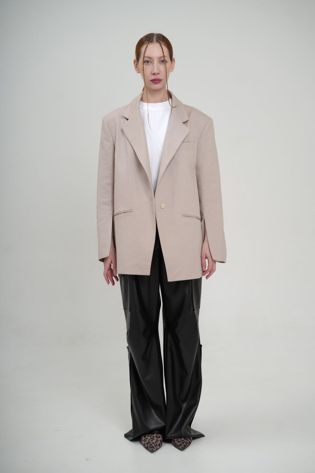 Bunda s rozparkami na rukávoch béžová BRU