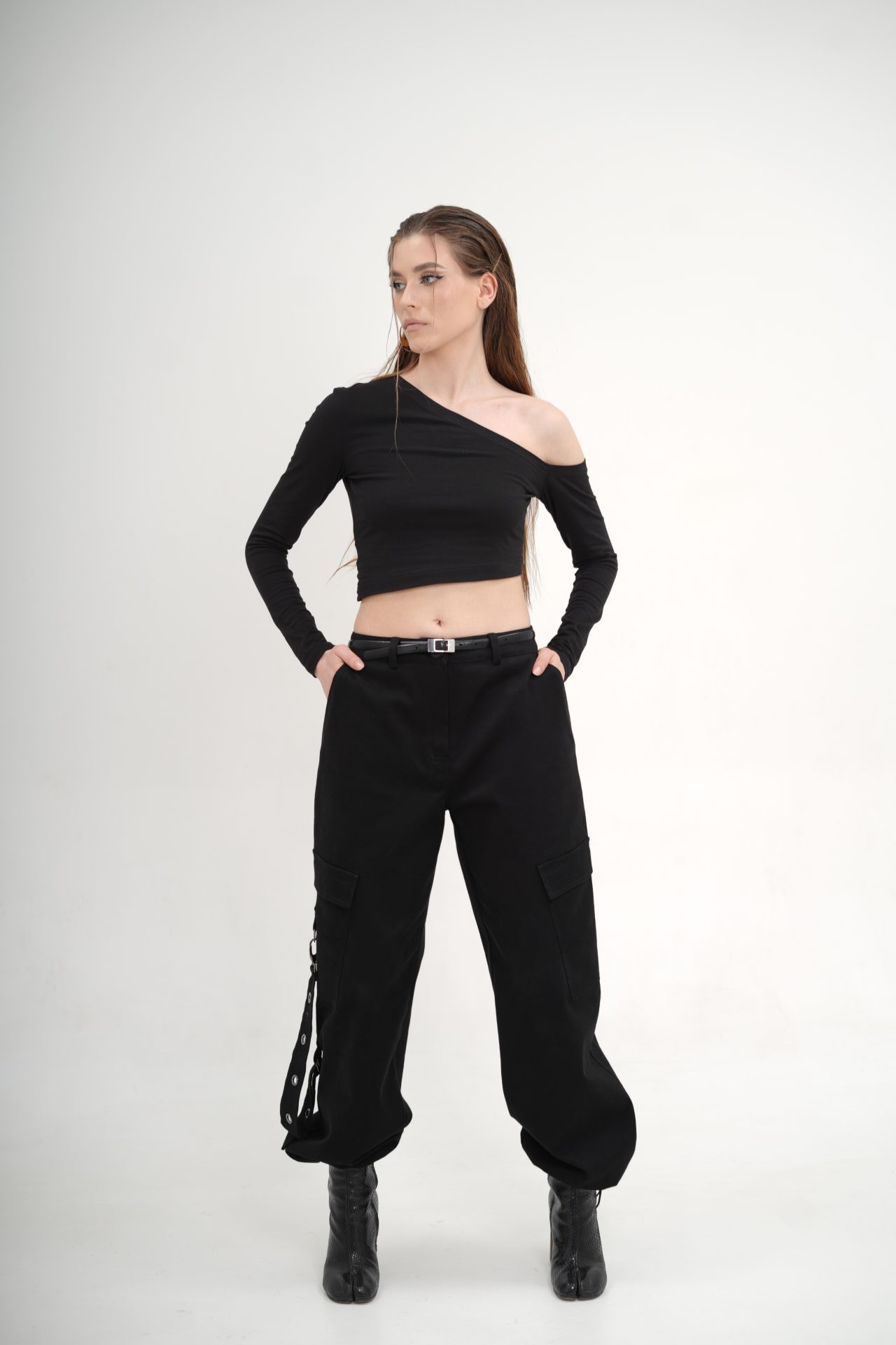 Лонгслів вкорочений, в 3-х кольорах BRU