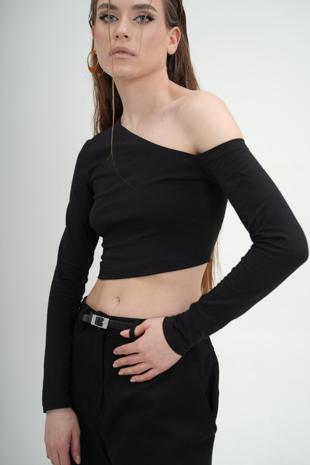 Skrátený top s dlhým rukávom, v 3 farbách BRU