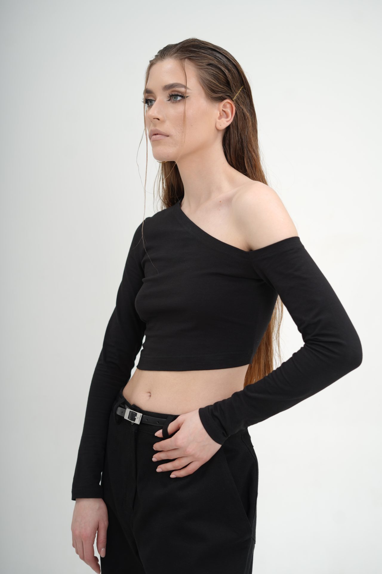 Skrátený top s dlhým rukávom, v 3 farbách BRU