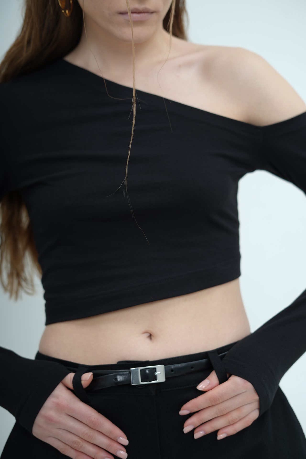 Skrátený top s dlhým rukávom, v 3 farbách BRU