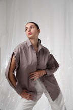 Сорочка з відкрититими розрізами на рукавах в 3 кольорах BRU