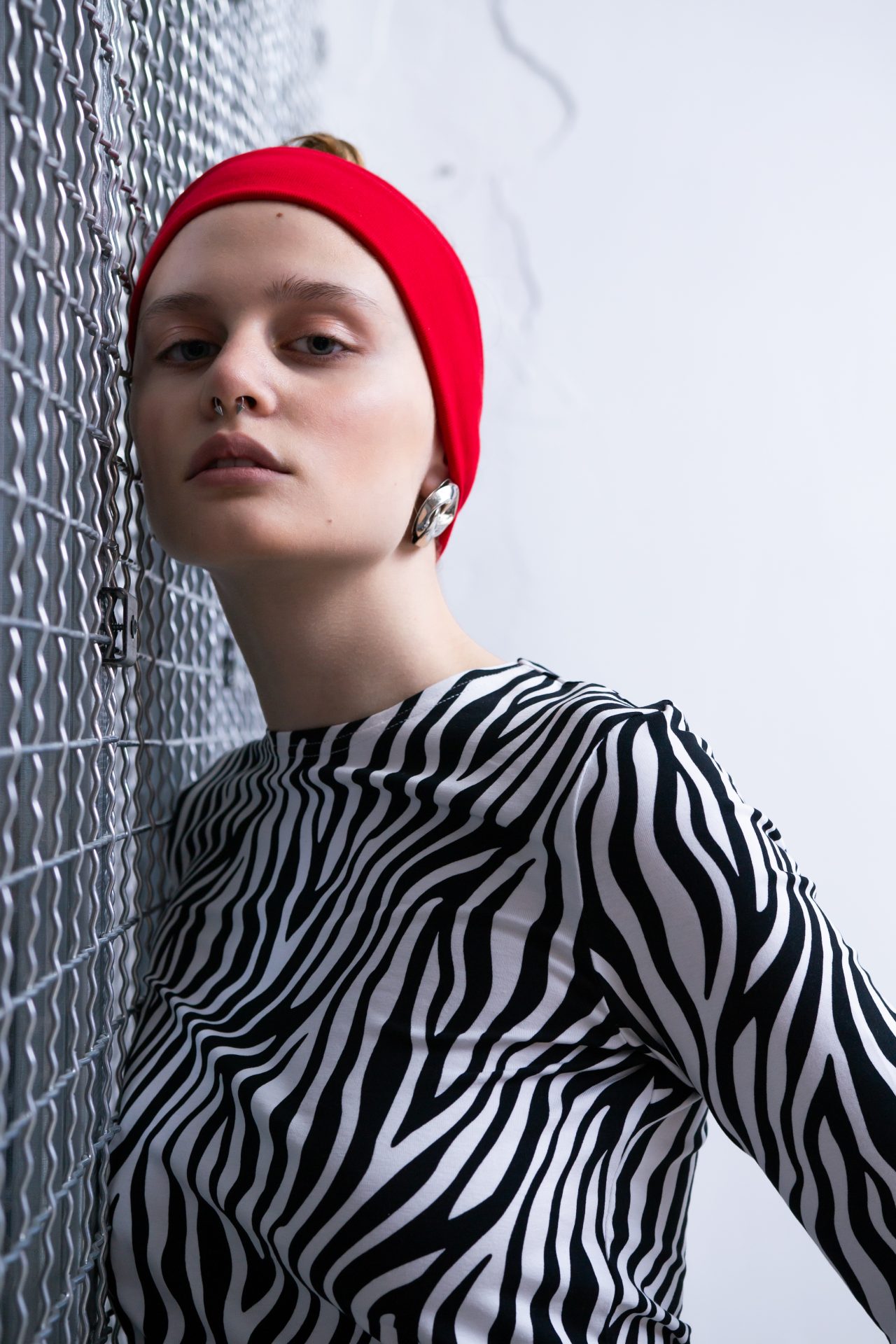 Лонгслів з сіткою на спинці BRU