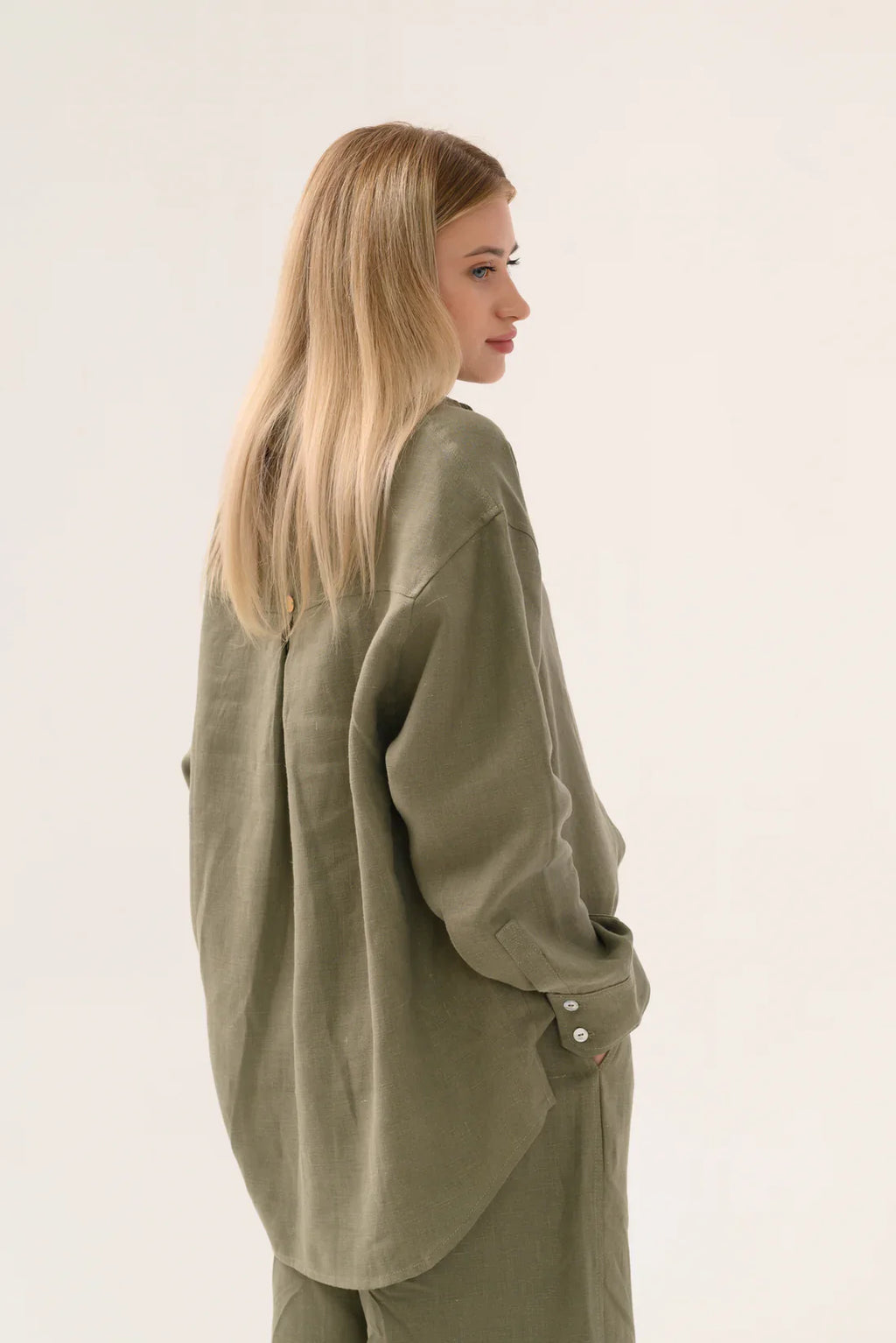 Костюм жіночий з льону 100% від SAVE yourself