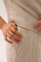 Жилет легкого крою із високоякісного льону від SAVE yourself