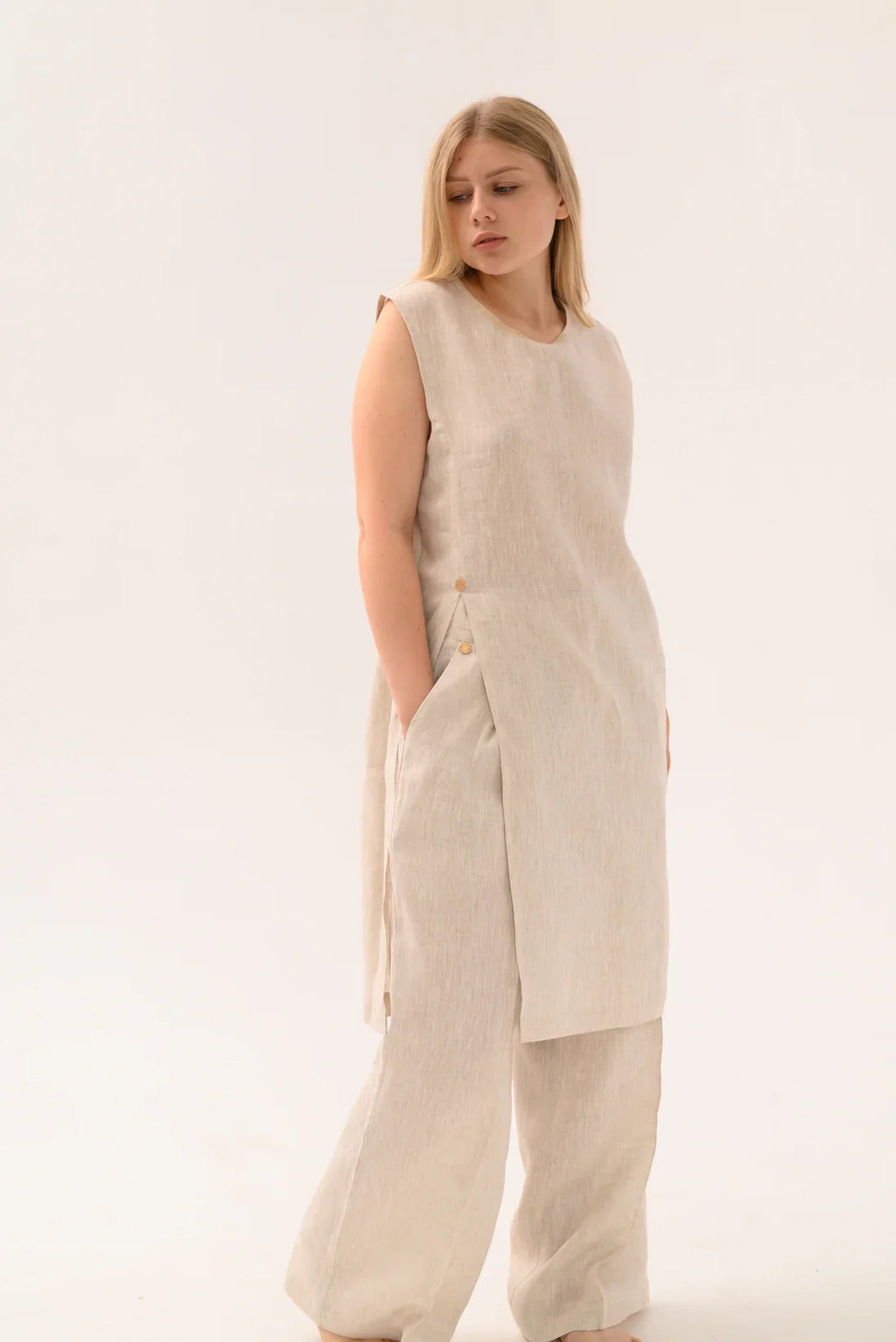 Туніка легкого крою із високоякісного льону від SAVE yourself