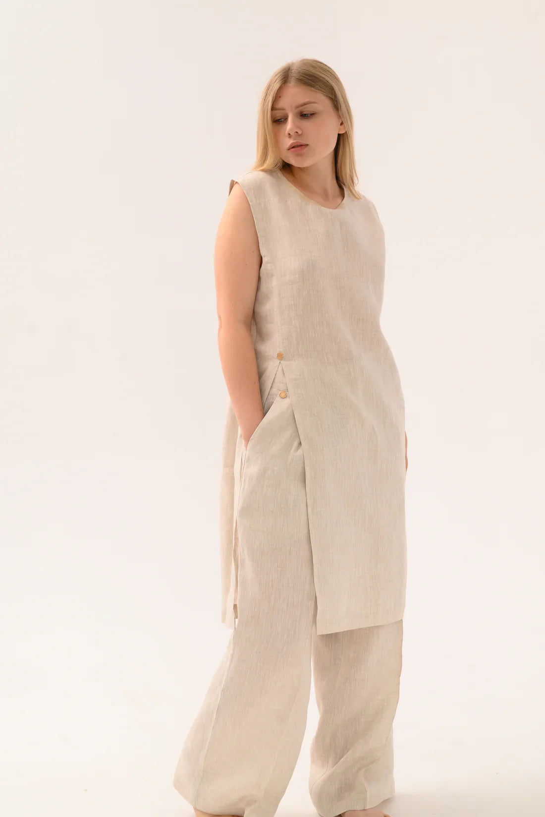 Туніка легкого крою із високоякісного льону від SAVE yourself