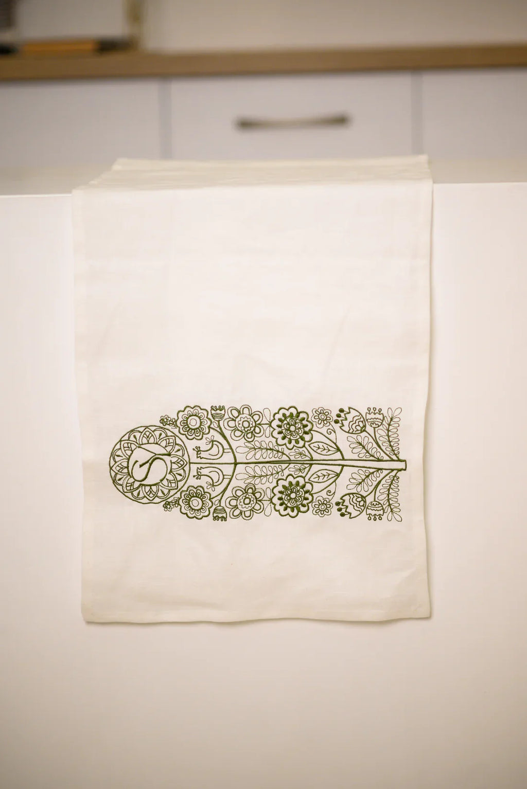 Ранер лляний, доріжка на стіл Дерево роду SAVE yourself