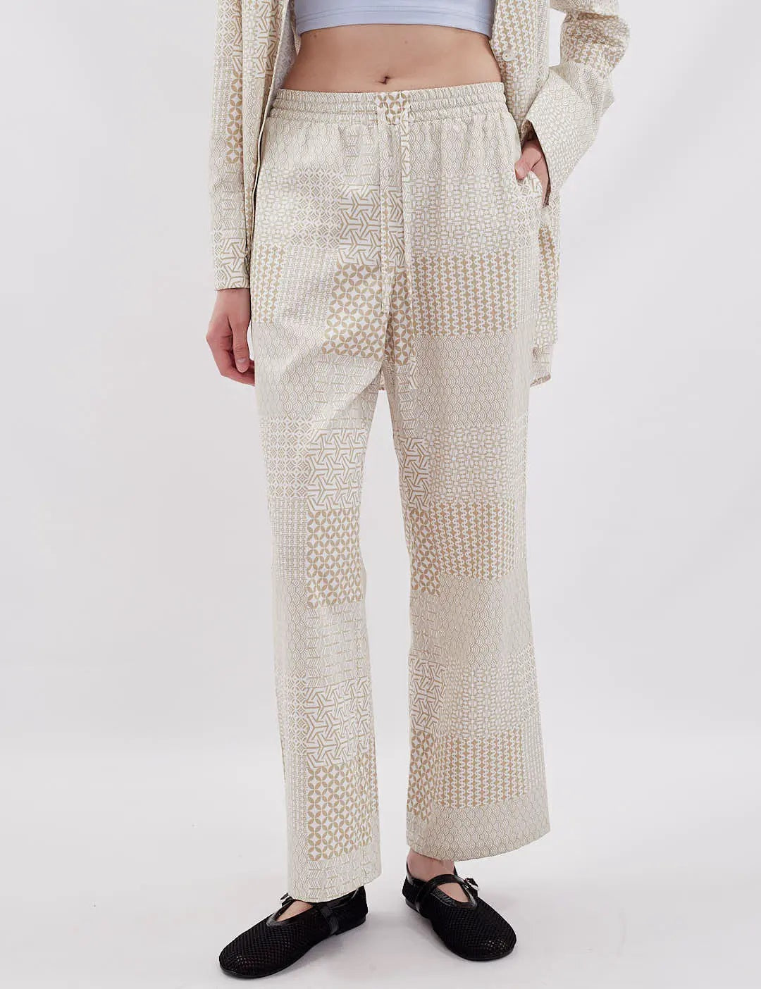 Бавовняний брючний костюм GEOMETRIA від FAYNA