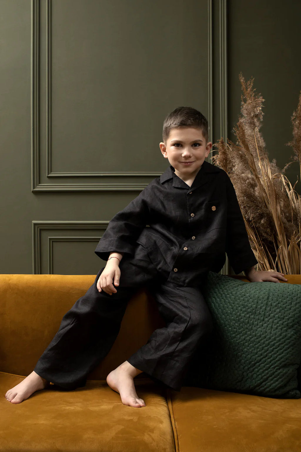 Костюм дитячий чорний з льону від SAVE yourself