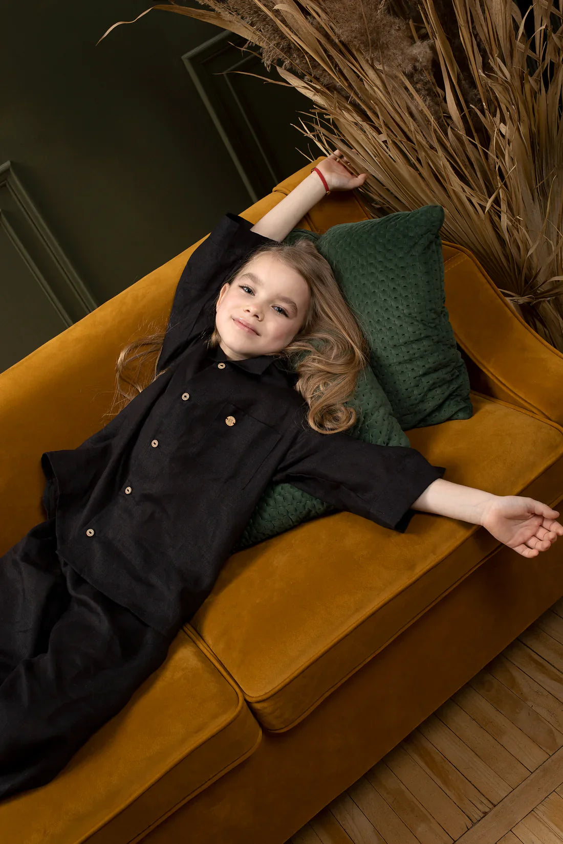 Костюм дитячий чорний з льону від SAVE yourself