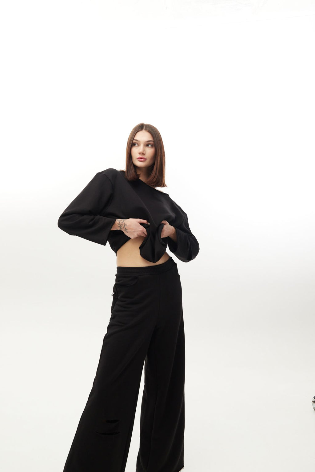 Трикотажні широкі брюки з розрізами BRU