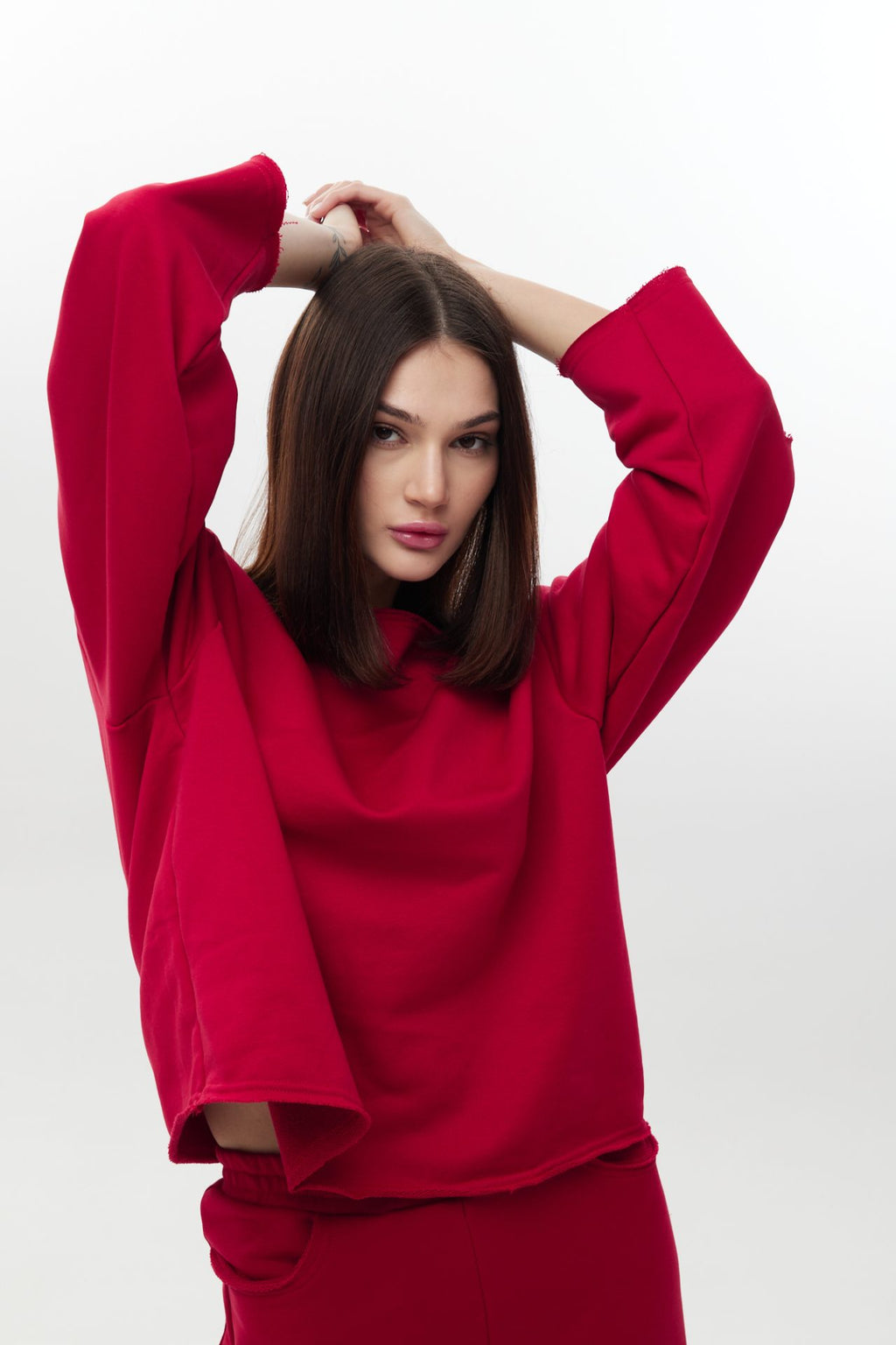 Світшот з розрізами на рукаві BRU