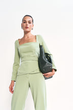 Elegantný oblek s opaskom, olivový KA.EL