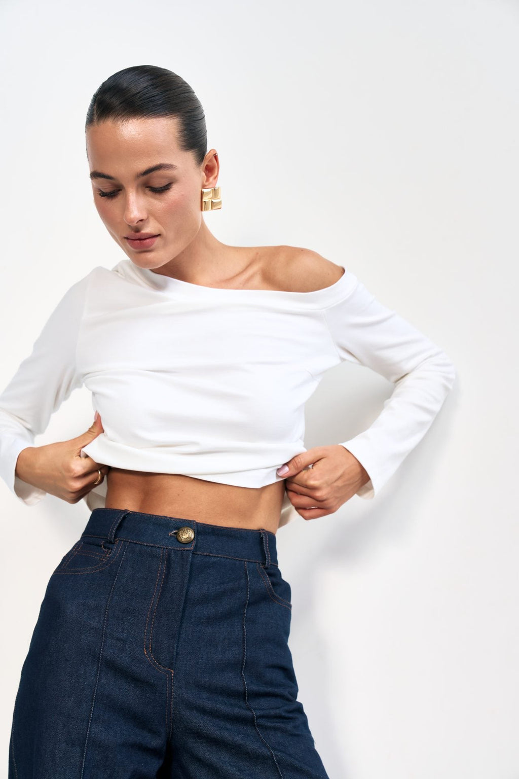 Лонгслів асиметричний, молочний KA.EL