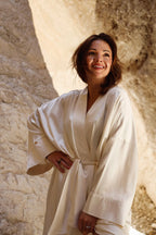 Dámsky mliečny kimonový župan z hodvábnej viskózy "LEGKA" UŠETRITE SA