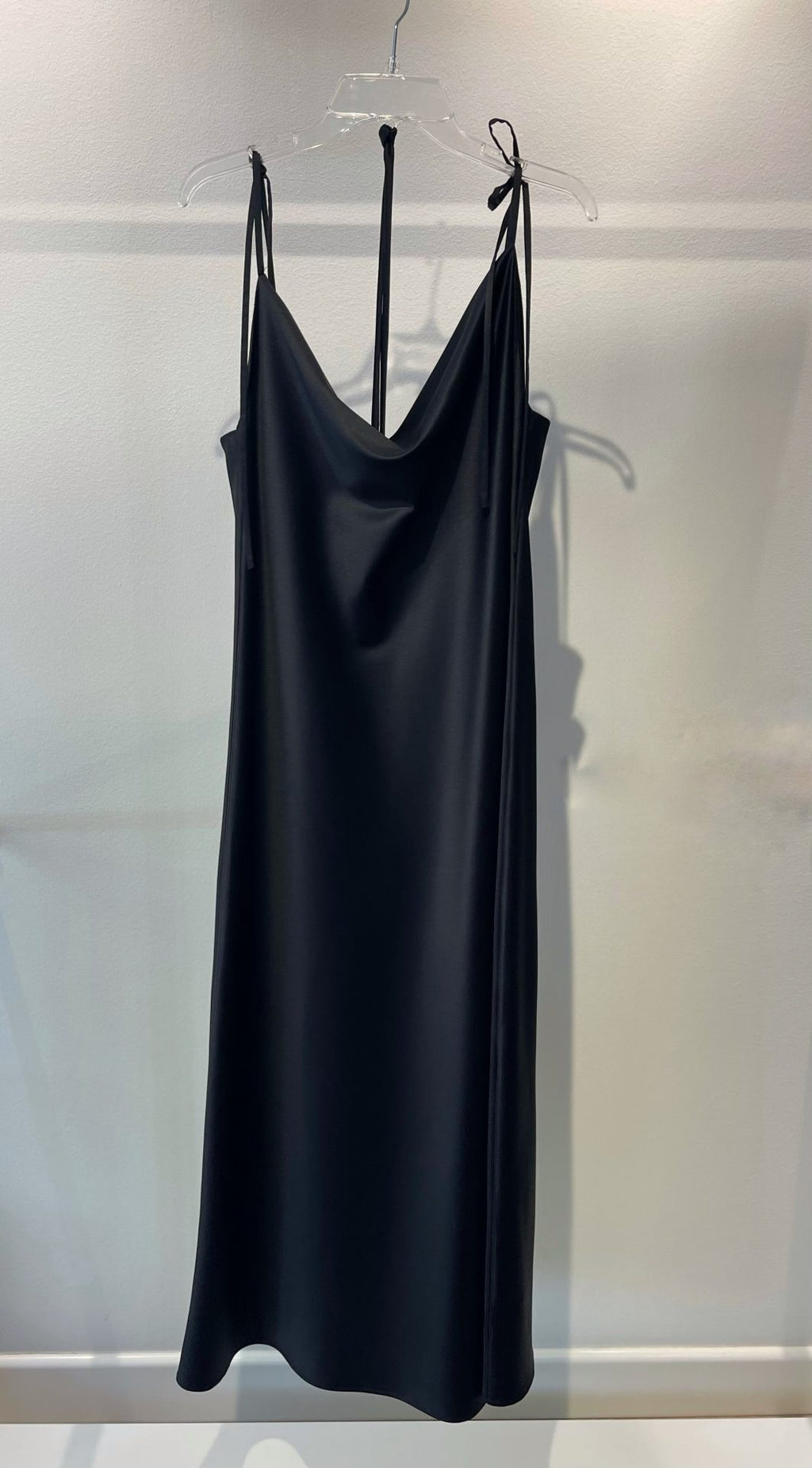 Hodvábne midi šaty Iren od FAYNA