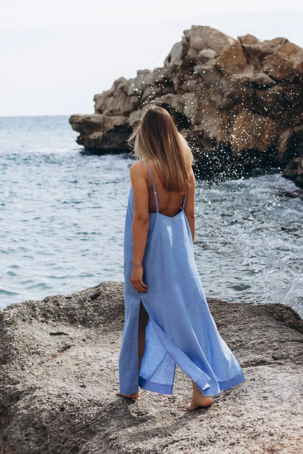 Максі сукня на бретелях із 100% італійського льону від SAVE YOURSELF