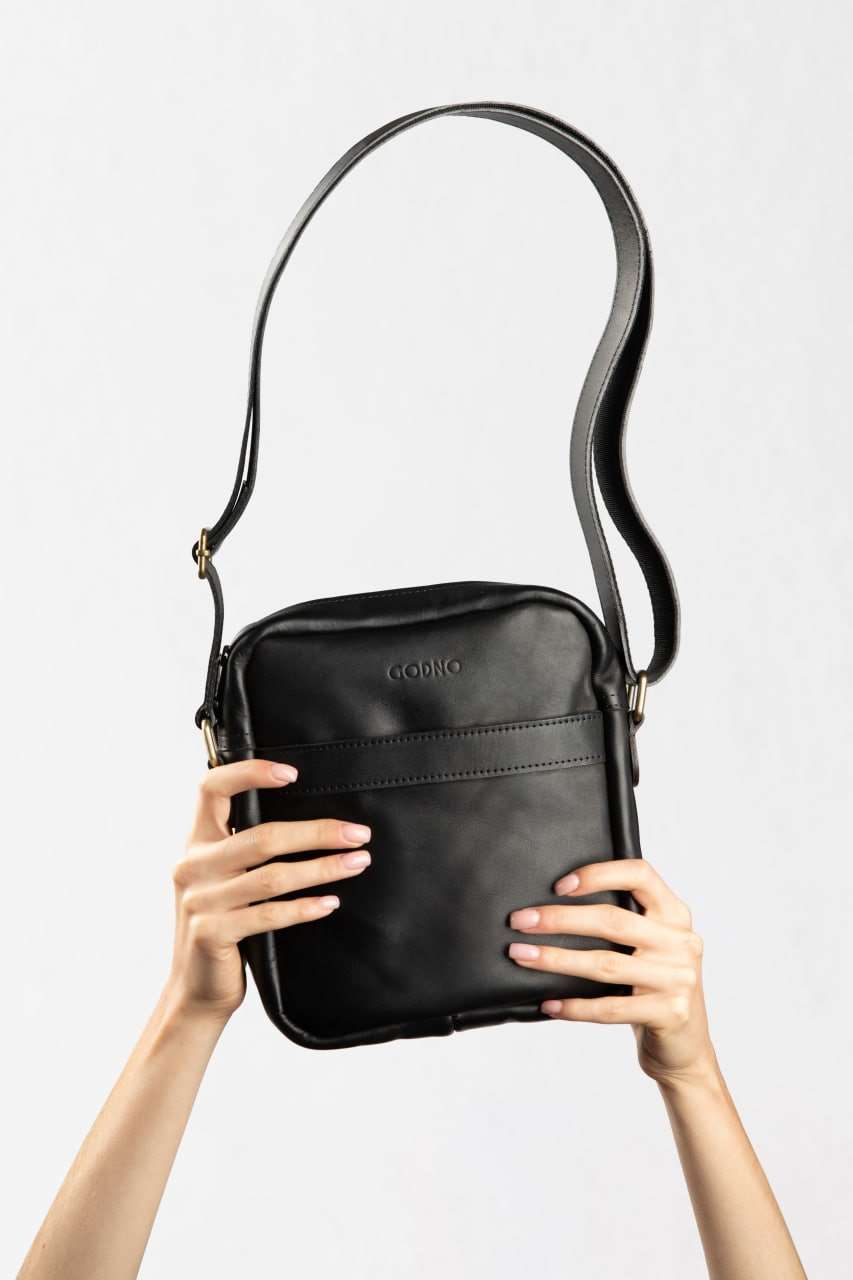 Сумка Brick bag middle чорна від GODNO