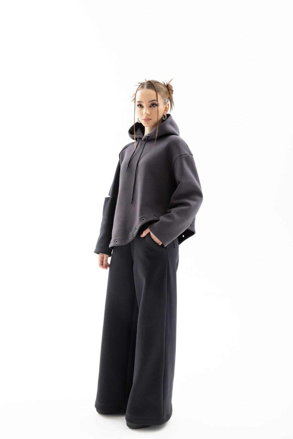 Асиметричне худі з утепленням BRU