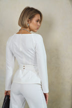 Елегантний костюм із поясом, молочний KA.EL